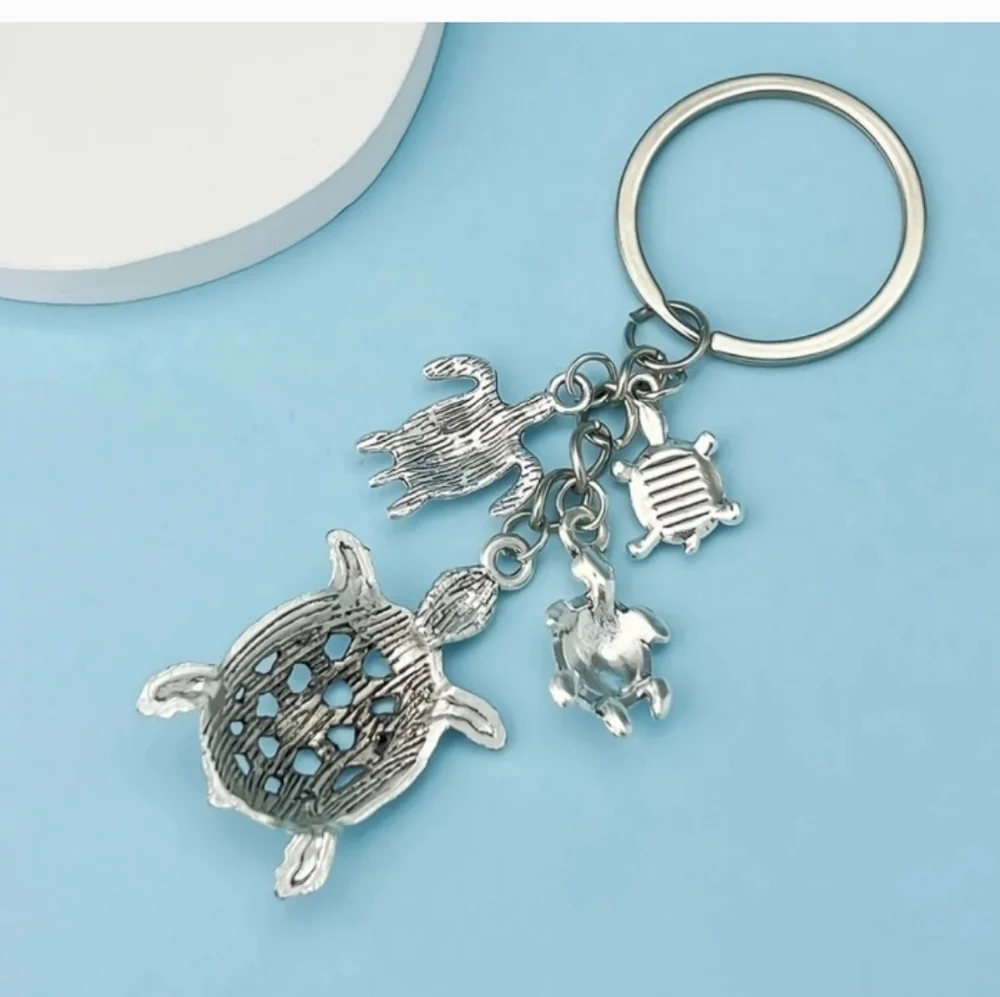 Intricately designed Sea Turtle Pendant Keychain
